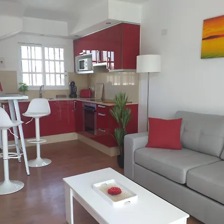 Duplex -the Sunny Hut - Swimming Pool - Free Wifi & Ac- Marinas דירה *