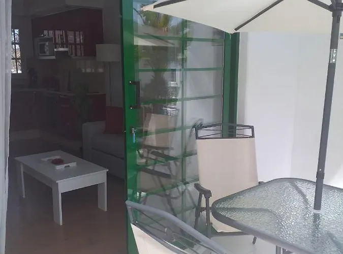 Duplex -the Sunny Hut - Swimming Pool - Free Wifi & Ac- Marinas *