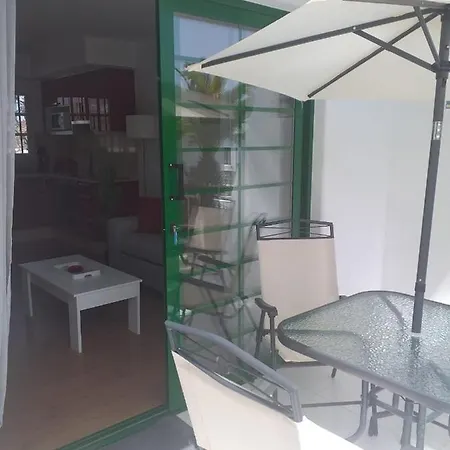 Duplex -the Sunny Hut - Swimming Pool - Free Wifi & Ac- Marinas *