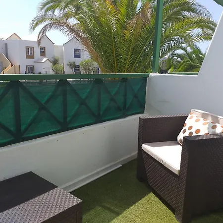Duplex -the Sunny Hut - Swimming Pool - Free Wifi & Ac- Marinas