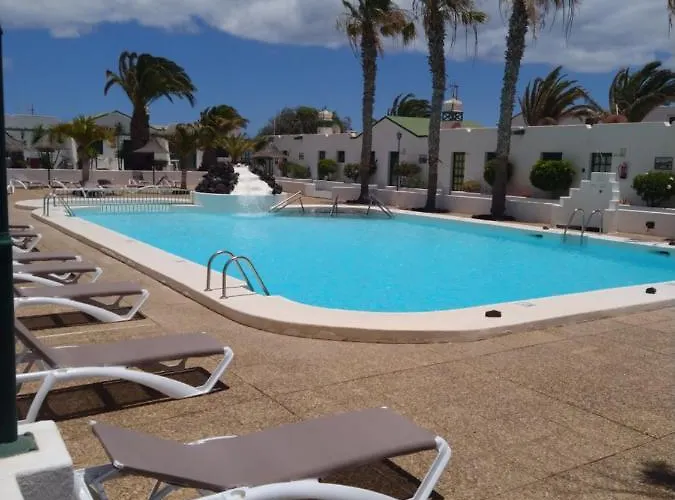 Apartman Duplex -the Sunny Hut - Swimming Pool - Free Wifi & Ac- Marinas Puerto del Carmen
